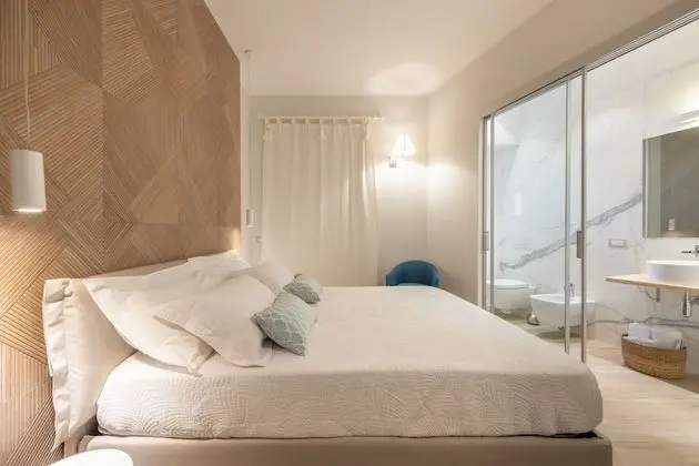 Deluxe Süit, Balkon, Kısmi Deniz Manzaralı