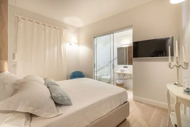 Deluxe Süit, Balkon, Kısmi Deniz Manzaralı