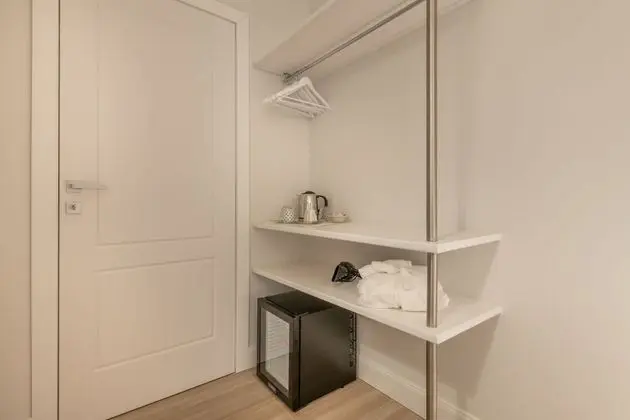 Deluxe Süit, Balkon, Kısmi Deniz Manzaralı