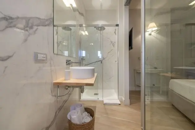 Deluxe Süit, Balkon, Kısmi Deniz Manzaralı