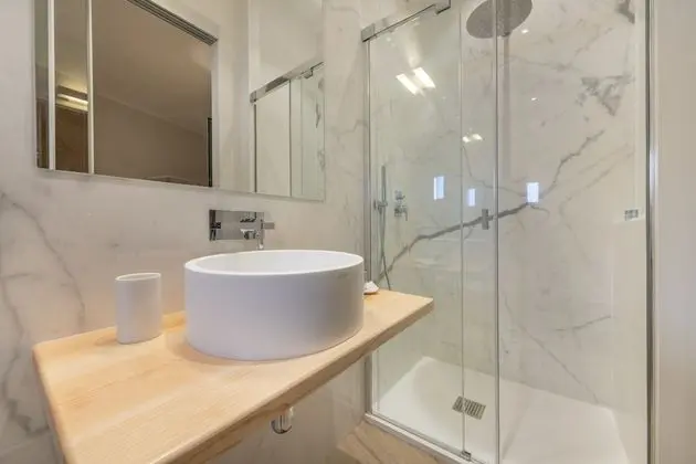 Deluxe Süit, Balkon, Kısmi Deniz Manzaralı