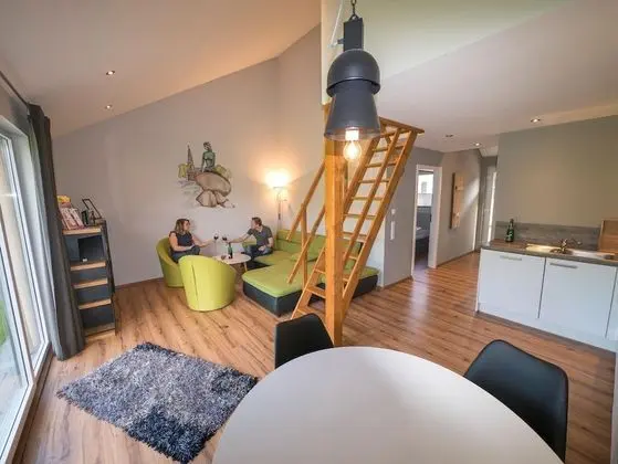 Ev, Teras, Dağ Manzaralı (Sunshine House)