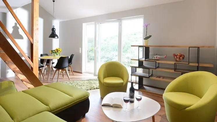 Ev, Teras, Dağ Manzaralı (Sunshine House)