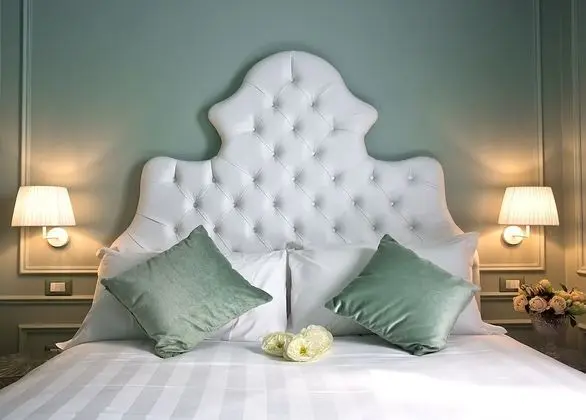 Classic Tek Büyük veya İki Ayrı Yataklı Oda