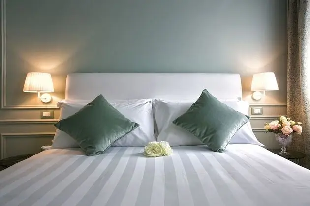 Classic Üç Kişilik Oda