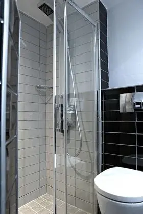 Classic Tek Büyük veya İki Ayrı Yataklı Oda