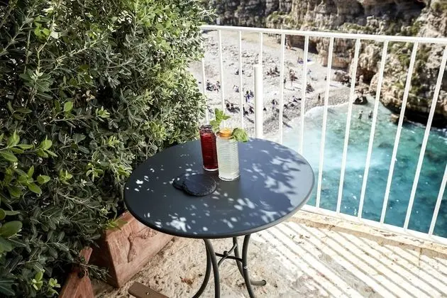 Tek Büyük Yataklı Oda, 1 En Büyük (King) Boy Yatak, Balkon, Deniz Manzaralı