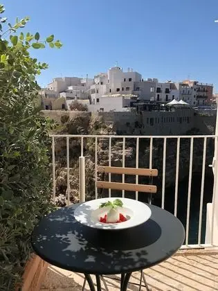 Tek Büyük Yataklı Oda, 1 En Büyük (King) Boy Yatak, Balkon, Deniz Manzaralı