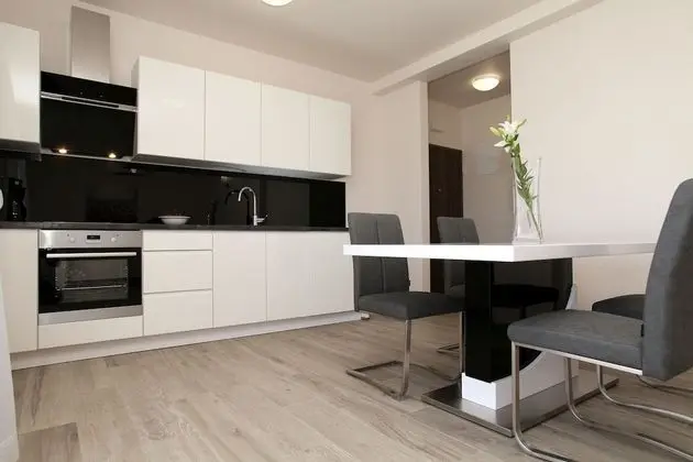 Exclusive Apart Daire, Deniz Manzaralı