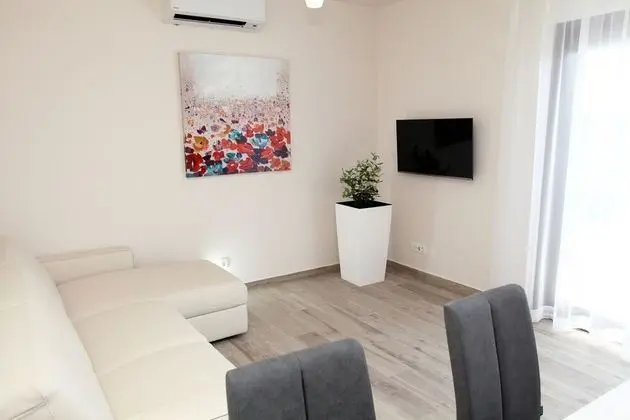 Exclusive Apart Daire, Deniz Manzaralı