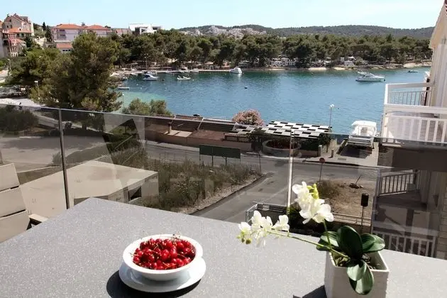 Exclusive Apart Daire, Deniz Manzaralı