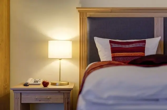 Deluxe Tek Büyük Yataklı Oda, Balkon, Deniz Manzaralı