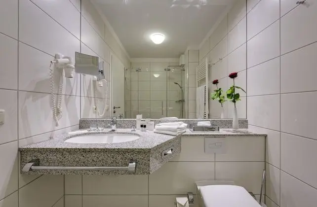 Premium Tek Büyük Yataklı Oda