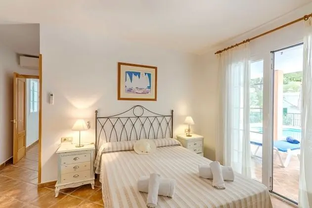 Villa, 4 Yatak Odası, Kişiye Özel Havuzlu