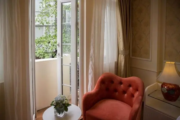 Süit, Balkon