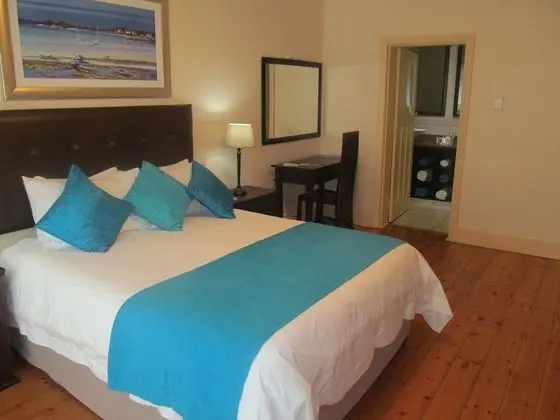 Standard Double Room, No View (3)