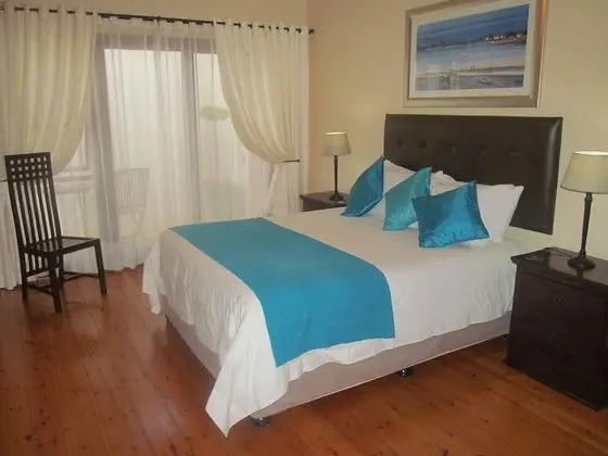 Standard Double Room, No View (3)