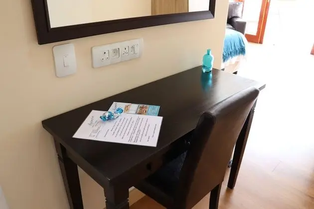 Standard Double Room, No View (3)