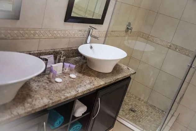 Standard Double Room, No View (3)