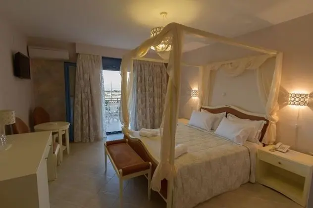 Deluxe Tek Büyük veya İki Ayrı Yataklı Oda, Deniz Manzaralı