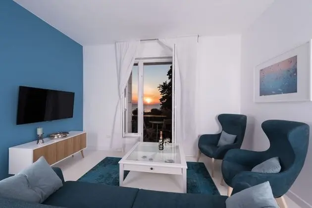 Apart Daire, Deniz Manzaralı