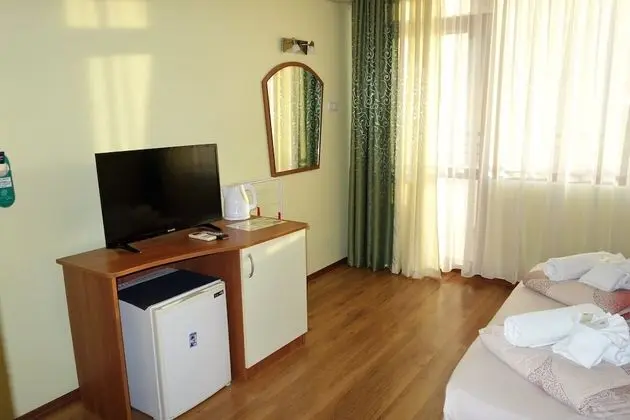 Tek Büyük Yataklı Oda, Balkon