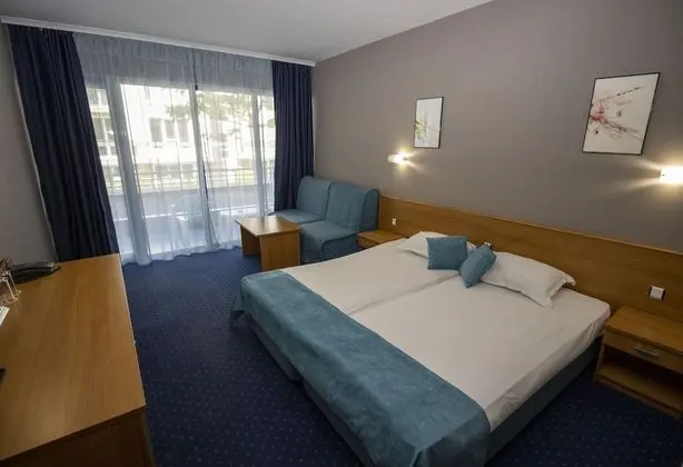 Standard Tek Büyük veya İki Ayrı Yataklı Oda