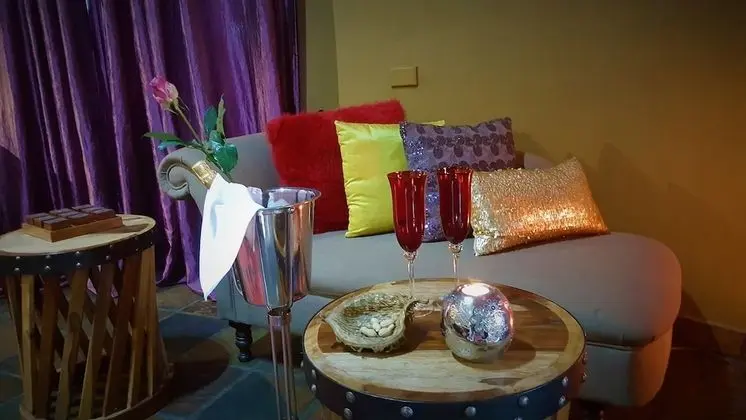 Honeymoon Dağ Evi, 1 En Büyük (King) Boy Yatak, Küvet, Havuz Manzaralı