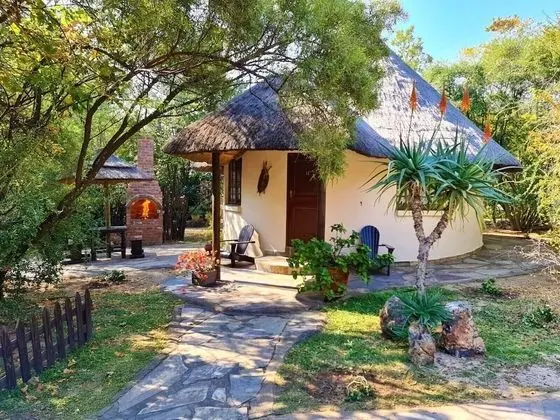 Luxury Dağ Evi, Havuz Manzaralı
