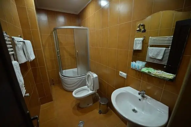 Deluxe Üç Kişilik Oda