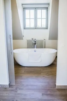 Deluxe Tek Büyük Yataklı Oda, Bahçe Manzaralı (Beuk)