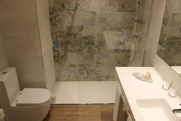 Tek Büyük Yataklı Oda, Avlu Manzaralı