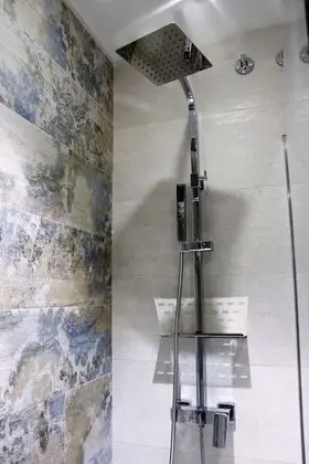 Tek Büyük Yataklı Oda, Şehir Manzaralı