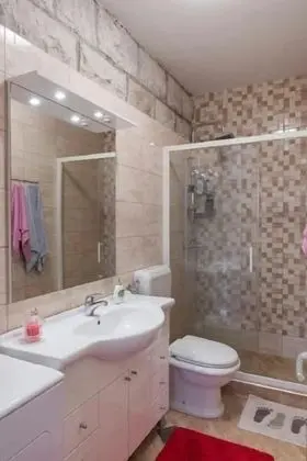 Apart Daire (Duplex Two-Bedroom Apartment with Ter)