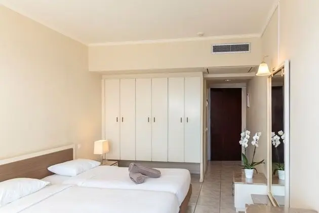 Standard Tek Büyük veya İki Ayrı Yataklı Oda, Deniz Manzaralı