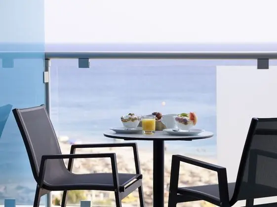Standard Tek Büyük veya İki Ayrı Yataklı Oda, Deniz Manzaralı
