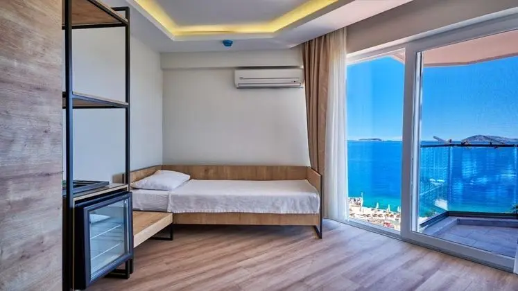 Aile Odası, Deniz Manzaralı