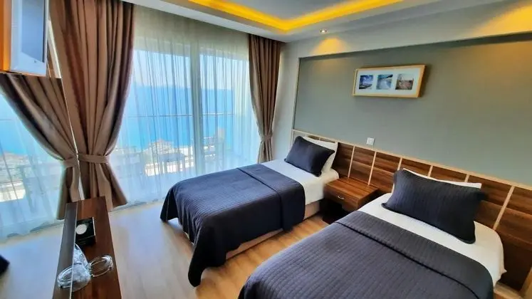 İki Ayrı Yataklı Oda, Deniz Manzaralı, Balkonlu