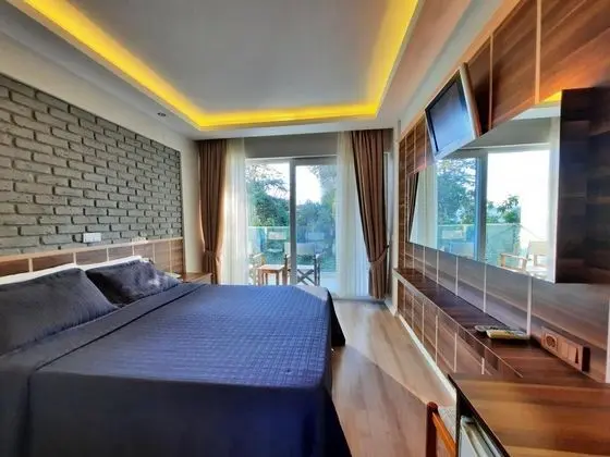 Standart Oda, Kara Manzaralı