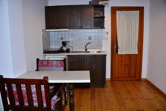 Studio Daire - 3 Kişilik, Havuz ve Bahçe Manzaralı, Mutfak Ekipmanlı - Half Kitchen