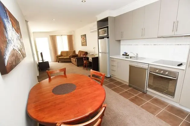 Apart Daire, 2 Yatak Odası, 2 Banyolu (Two Bedroom Two Bathroom Double Store)