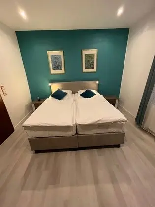 Üç Kişilik Oda