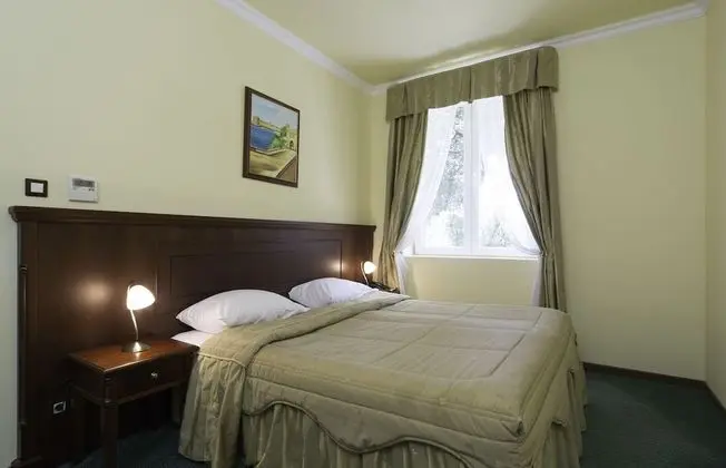 Standard Tek Büyük veya İki Ayrı Yataklı Oda, Balkon