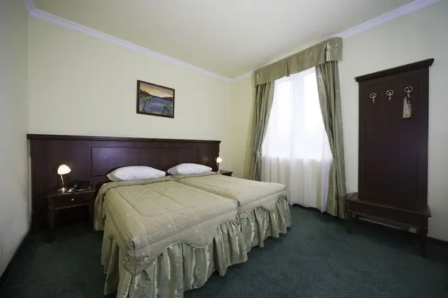 Standard Tek Büyük veya İki Ayrı Yataklı Oda, Balkon