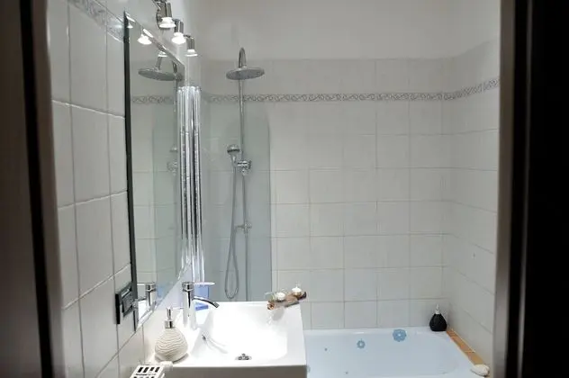 Royal Üç Kişilik Oda, Özel Banyo