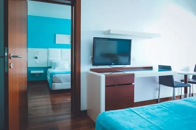 Aquashow Familiar 4+1 Signature Room