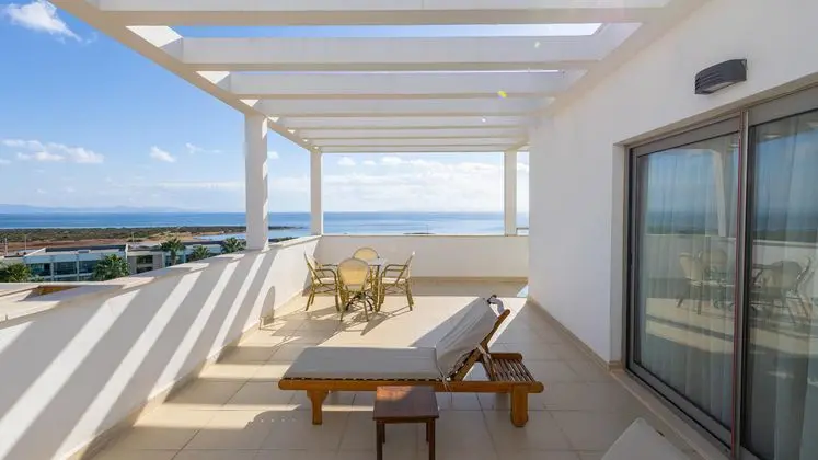 https://images.etstur.com/imgproxy/resize/2560x1440/files/images/hotelImages/etsrooms/441/Aquasis_Deluxe_Resort___Spa_20260112132509_0.jpg
