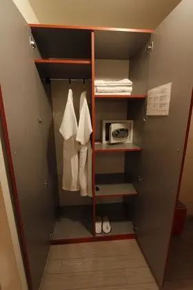Superior Tek Büyük Yataklı Oda