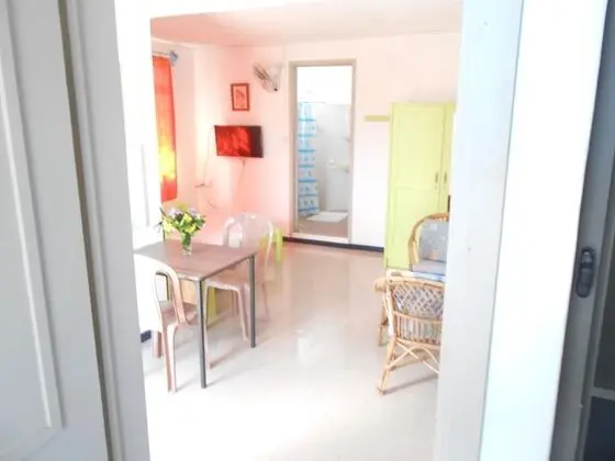 Comfort İki Ayrı Yataklı Oda, 2 Yatak Odası, Mutfak, Havuz Manzaralı
