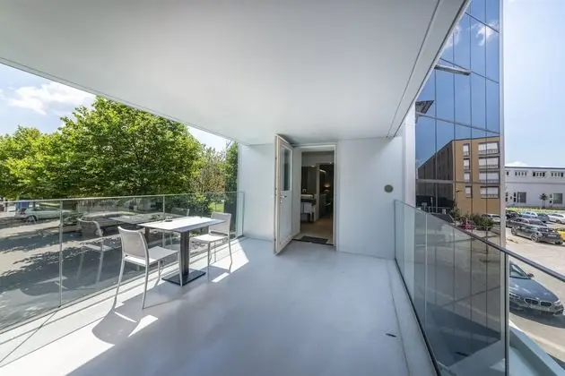 Tek Büyük Yataklı Oda, Balkon (Etagenzimmer)